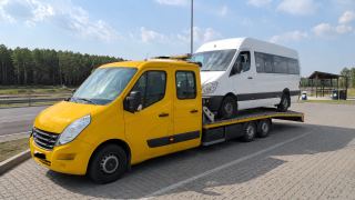 Transport minibusa na lawecie – Otwock